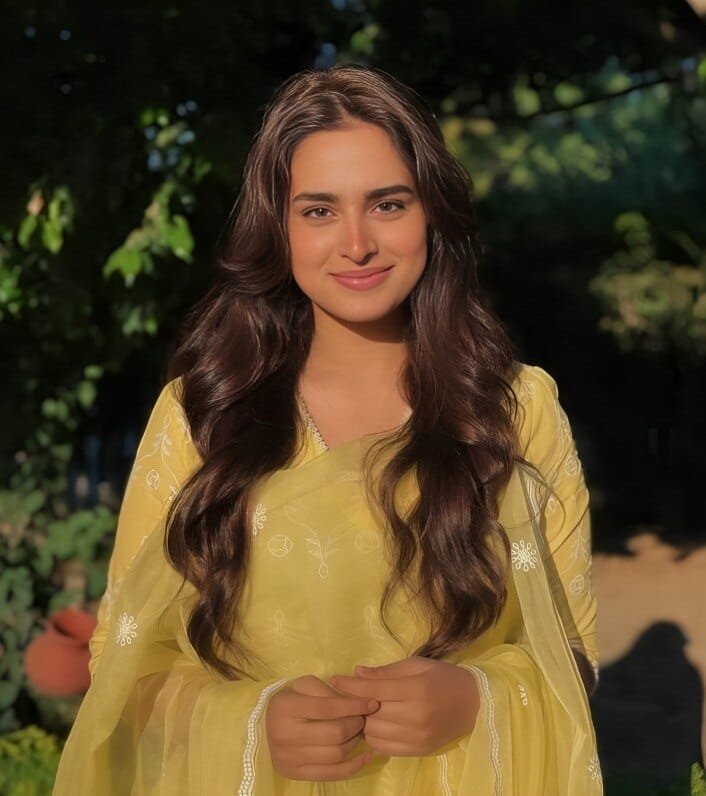 Ayesha Khan Age