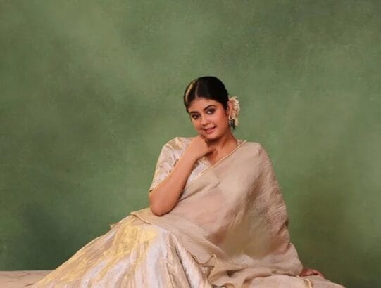 7 Things Brides Wish They Knew Before Buying a Banarasi Wedding Lehenga